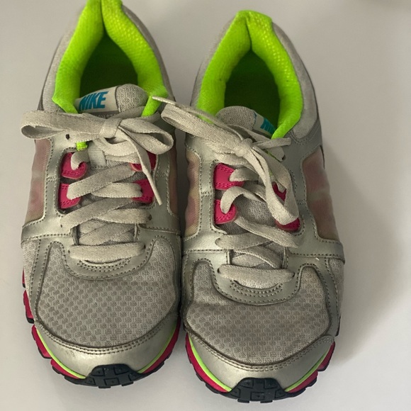 Nike dual fusion ST2 women’s running shoe size 9 - Picture 2 of 10